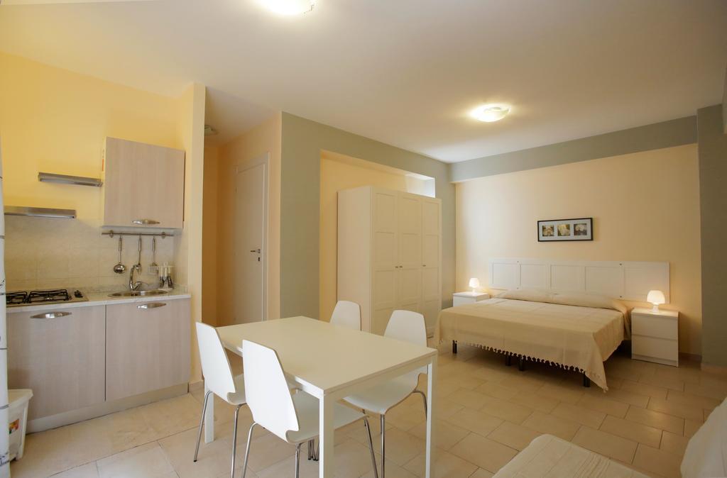 Appartamento Topazio Letojanni Exterior foto